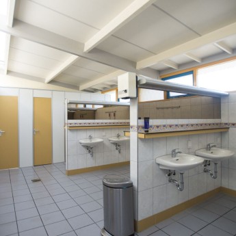 Foto sanitair gebouw.jpg