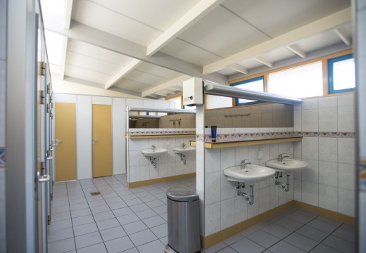 Foto sanitair gebouw.jpg