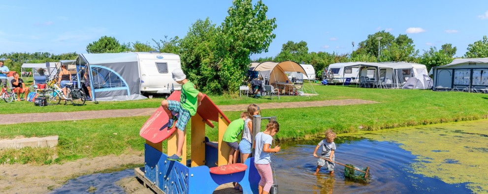 Waterspeeltuin Camping Tempelhof.jpg