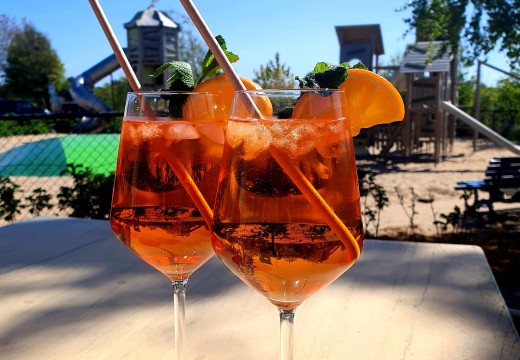 Drankjes.jpg Drankjes.jpg